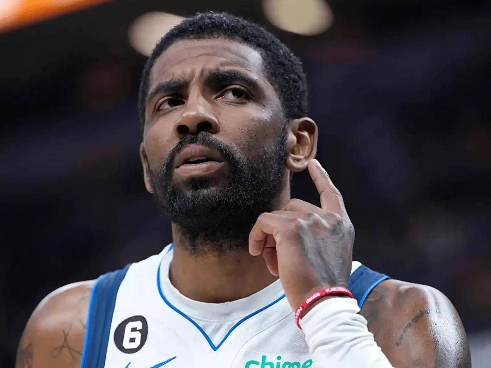 世体：梅西在进入诺坎普前没联系巴萨的任何人请求许可（世体：梅西进诺坎普前未与巴萨任何人沟通获取许可）