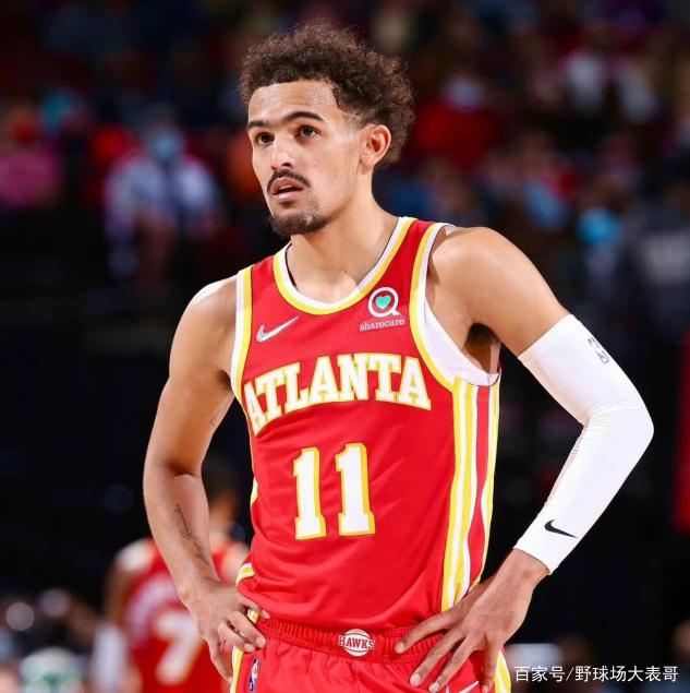 每体列足坛十大奇葩条款：博格坎普拒坐飞机；内马尔微笑条款（西媒盘点足坛十大离奇合同条款：博格坎普拒乘航班，内马尔“微笑条款”在列）