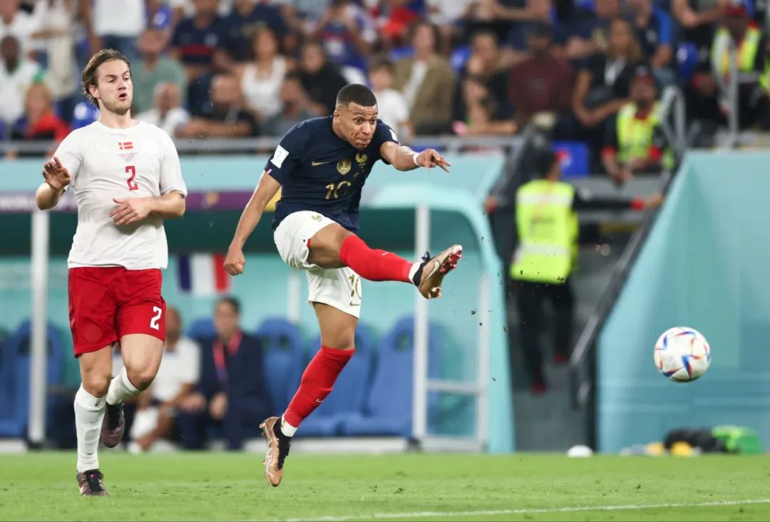 法媒：沙特胡拜尔库迪西亚愿花4000万欧引进法兰克福二门考阿（法媒称：沙特胡拜尔库迪西亚愿出4000万欧签下法兰克福二号门将考阿）