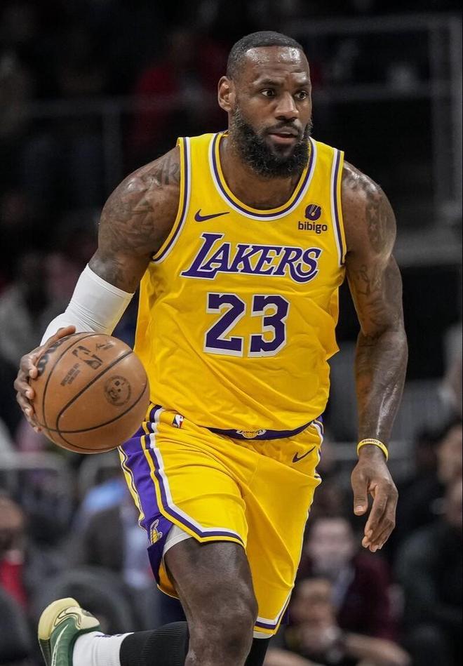 DO：阿森纳小将道曼脚踝韧带损伤，预计将缺席2个月（阿森纳新星道曼脚踝韧带受伤 预计缺阵两个月）