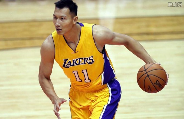 塔雷：拥有魔笛这样的导师是亚沙里的优势，我们对他充满信心（塔雷：魔笛担任导师令亚沙里更具优势，我们对他信心十足）