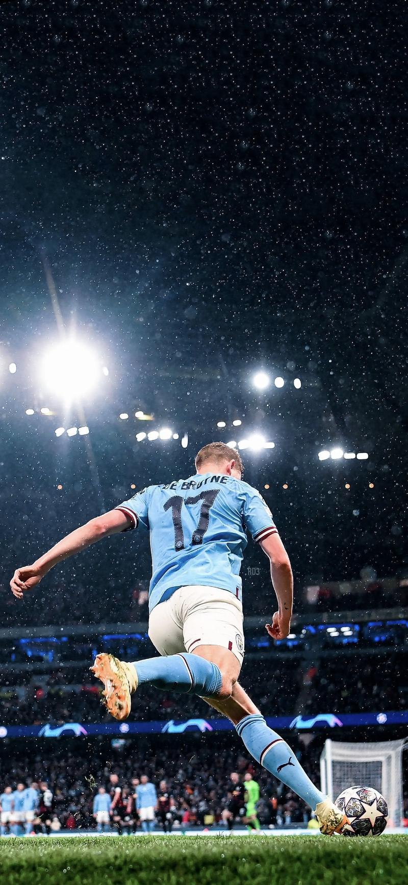 朱利亚诺谈单场最佳：这是我第一个奖杯，被认可让我特别高兴（朱利亚诺：首次当选单场最佳，首个奖杯让我格外开心）