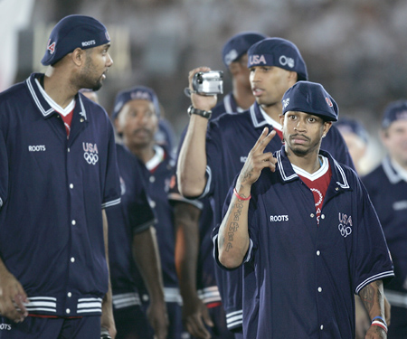 半场战报：莱切2-0都灵，班达建功，拉萨纳-库利巴利破门（半场快讯：莱切2-0领先都灵，班达、拉萨纳-库利巴利相继破门）